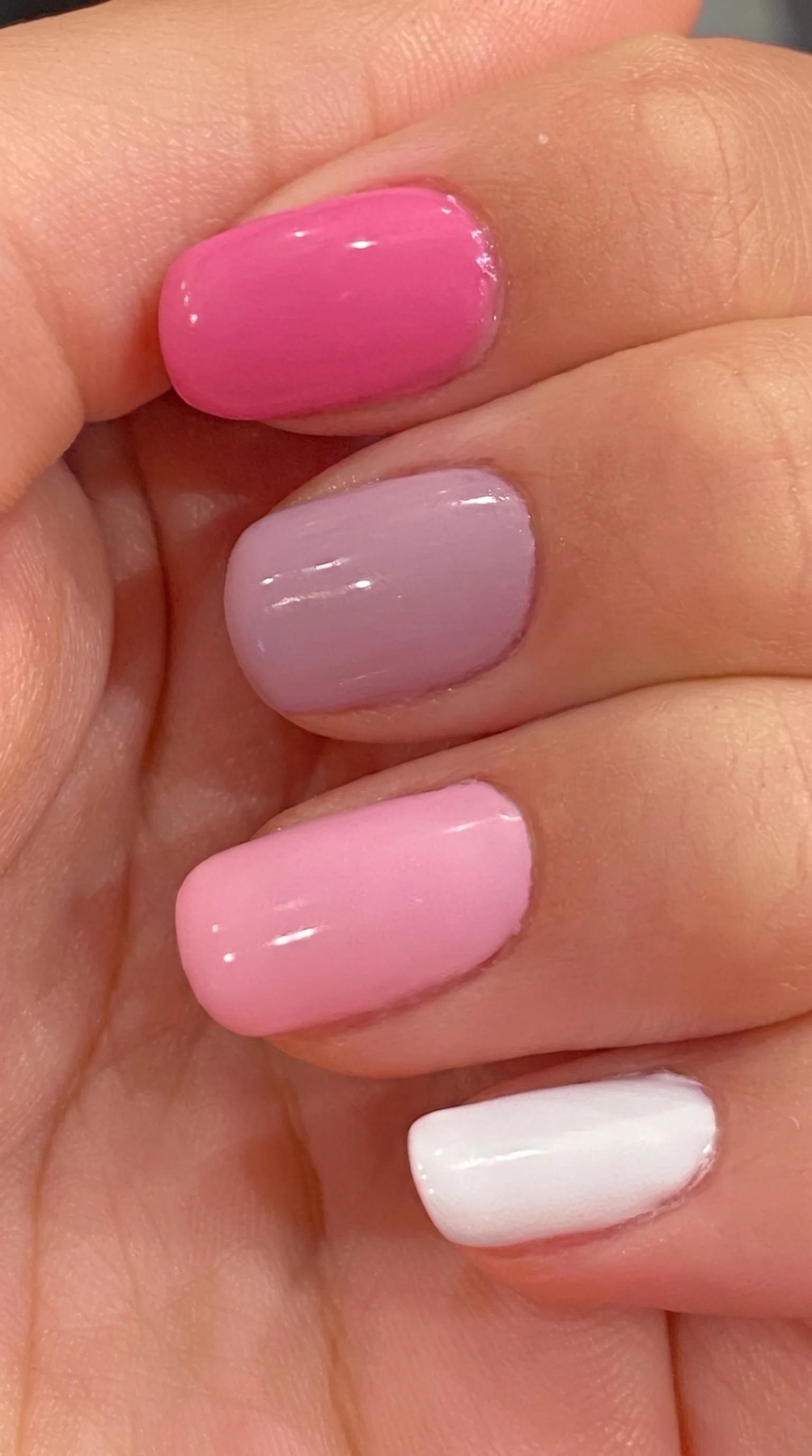 The Gradient Pink & White Ombré Cute August Nails