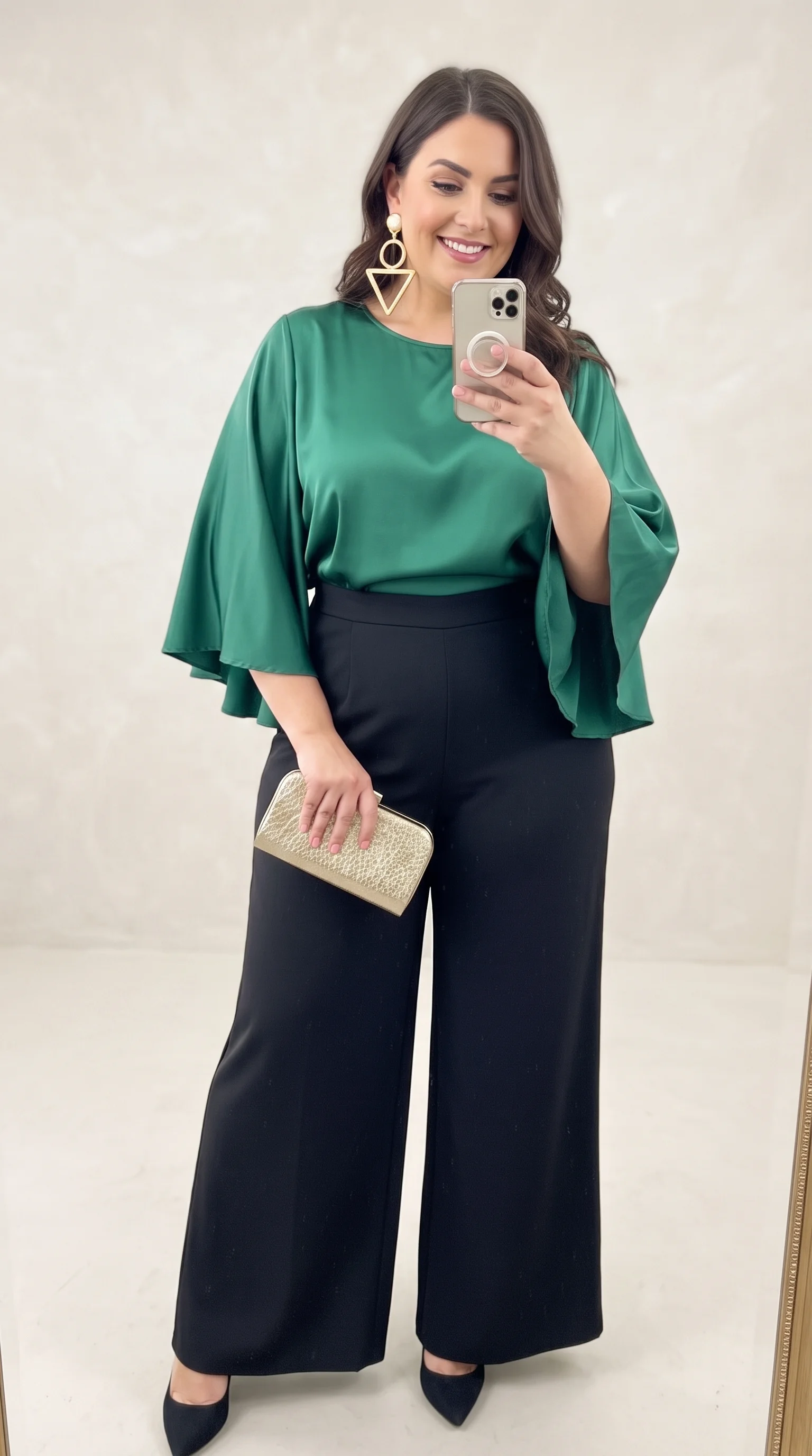 Emerald Green & Black Elegance Plus Size Outfit Idea