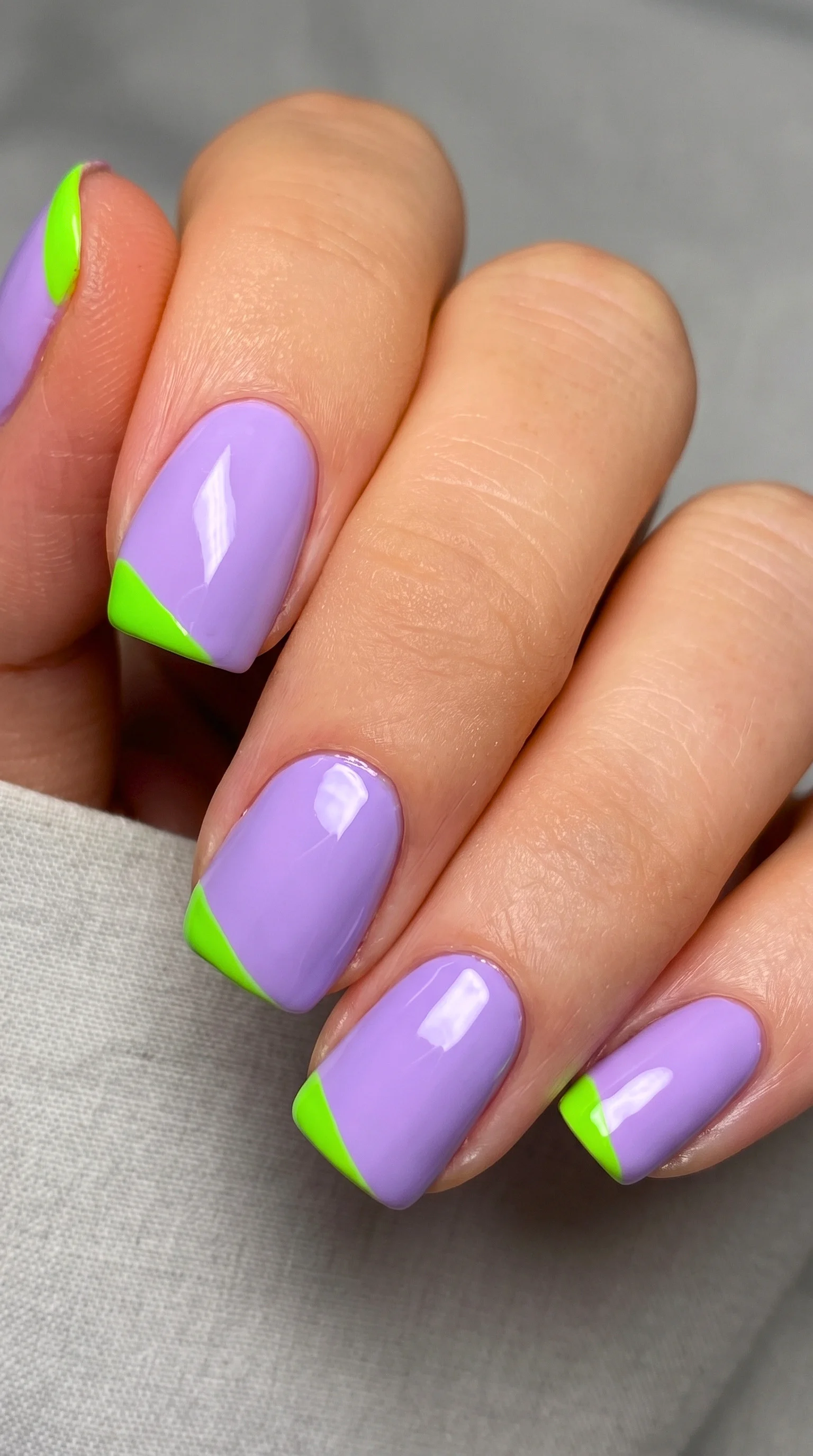 Retro Lavender & Neon Lime Sidewinder Nails